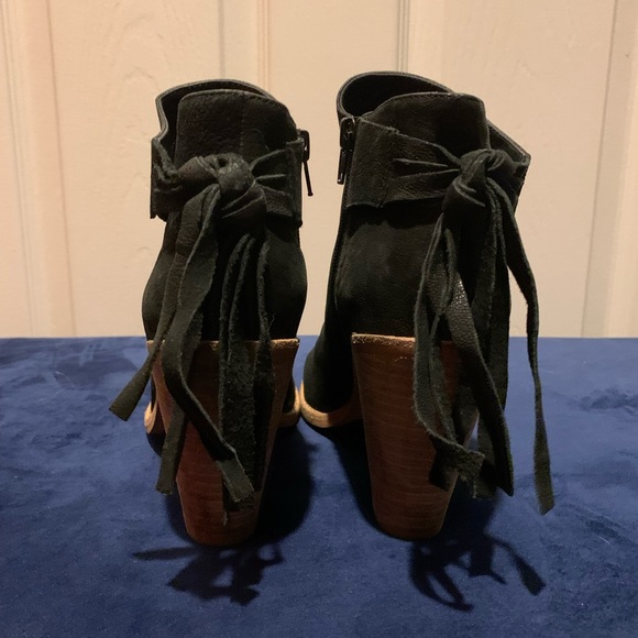 Vince Camino black booties - Picture 4 of 5